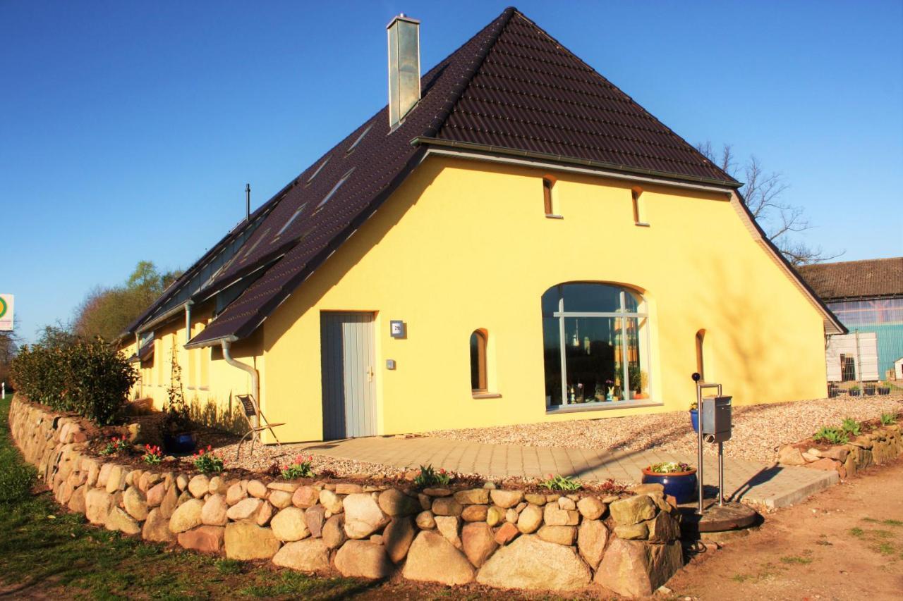 Familienfreundliche Ferienwohnung Am Reuterteich Seedorf  ภายนอก รูปภาพ