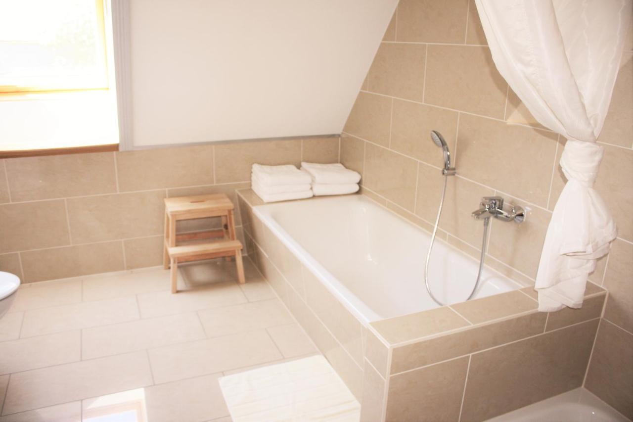 Familienfreundliche Ferienwohnung Am Reuterteich Seedorf  ภายนอก รูปภาพ